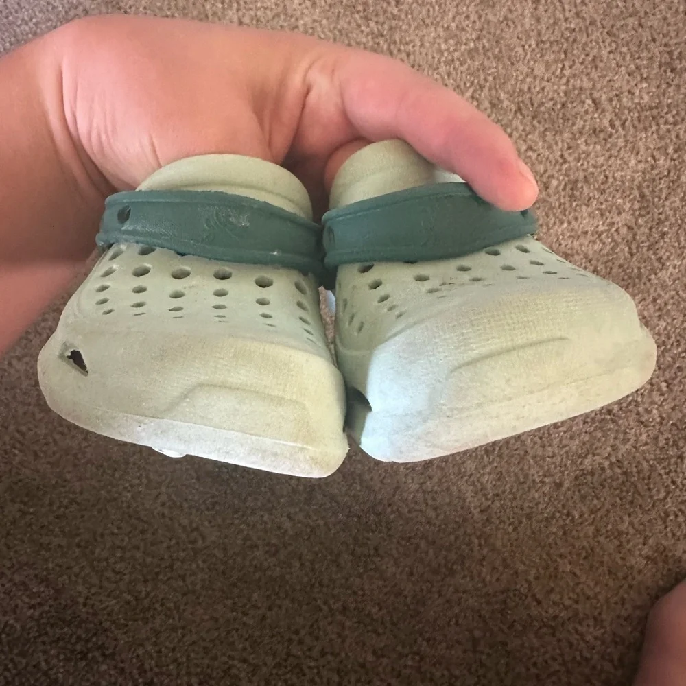 Kids joybees clogs